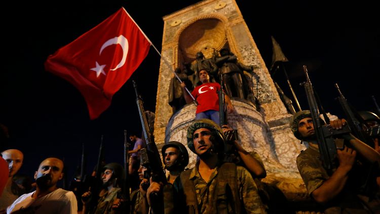 Der Putschversuch 2016 beschäftigt Jahre später die türkischen Gerichte.