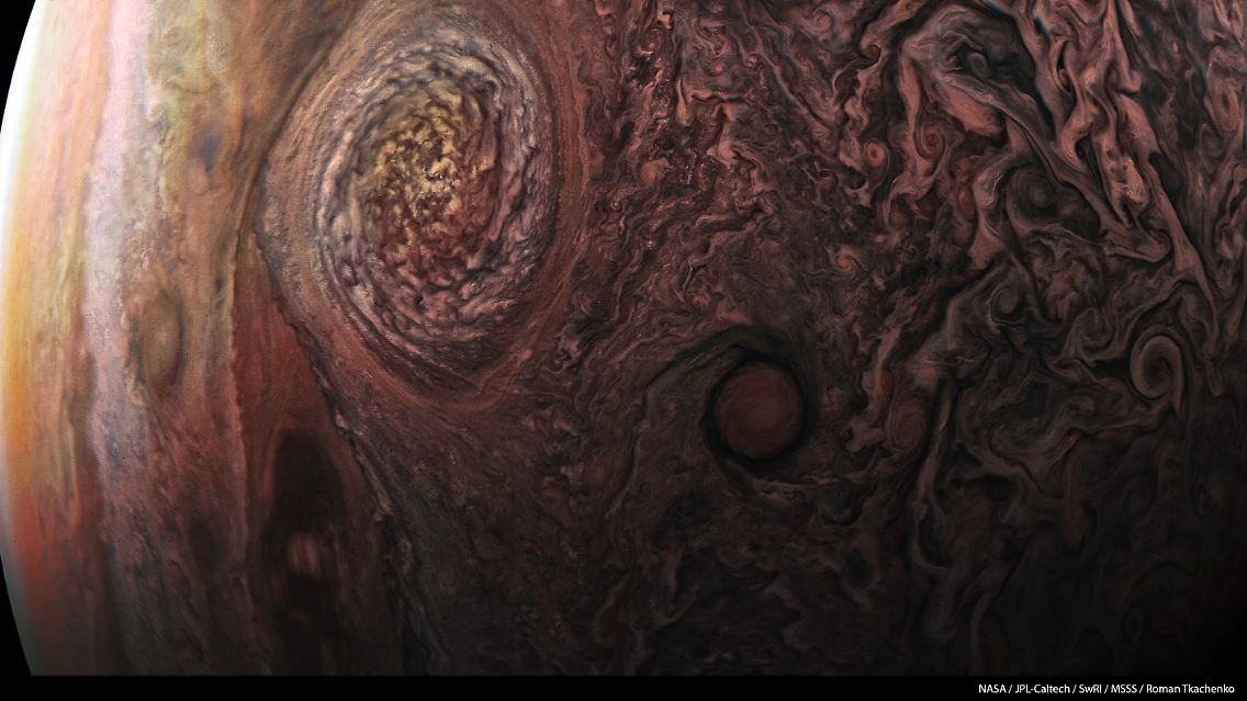 Jupiter_at_11500_km.png