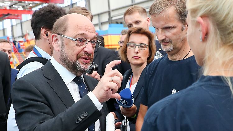 Martin Schulz zu Gast im Airbus-Werk.
