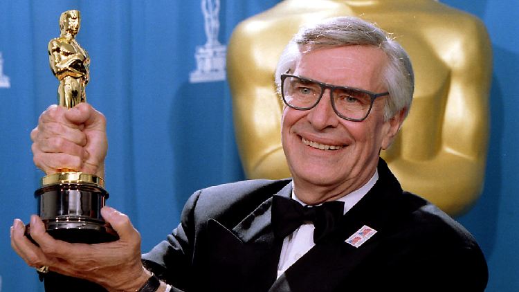 Landau erhielt den Oscar im Jahr 1995 als bester männlicher Nebendarsteller.