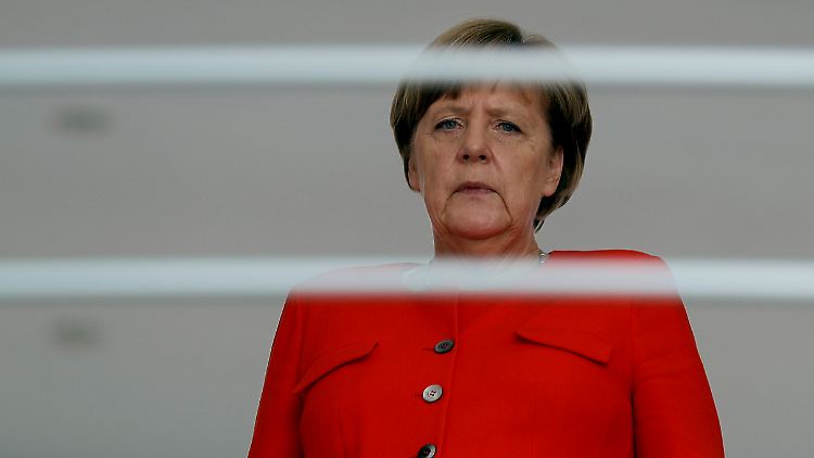 Am vergangenen Mittwoch wurde der Aktivist festgenommen. Kanzlerin Merkel setzt sich nun für ihn ein.