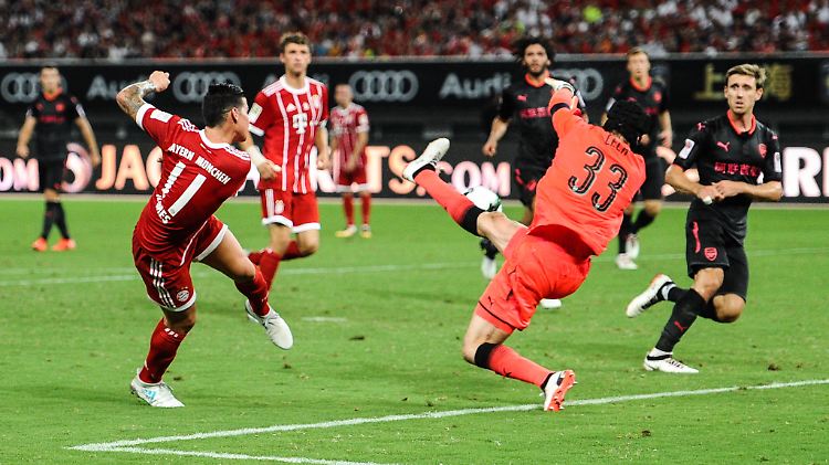 James, Thomas Müller und Co. lassen im Spiel gegen den FC Arsenal viele Chancen liegen.