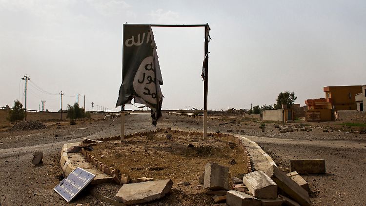 Was vom "Kalifat" übrig blieb: Die Kommandeure gehen in den Untergrund und nehmen die "Staatskasse" mit.