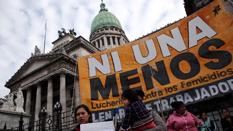 Protest in Buenos Aires gegen Gewalt gegen Frauen.