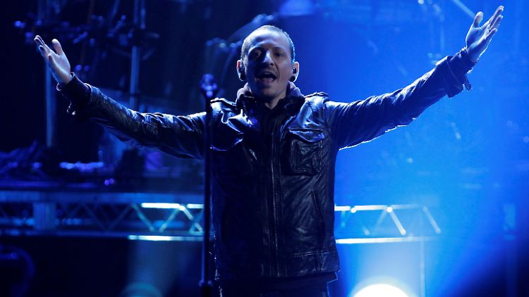 Chester Bennington bei den American Music Awards im November 2012.