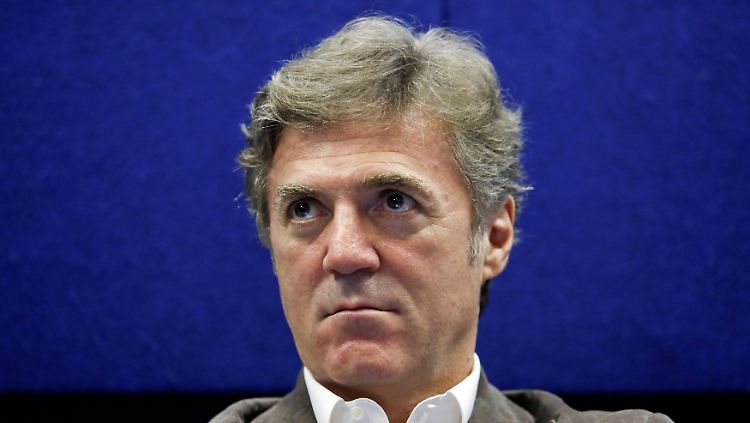 Flavio Cattaneo hat eigentlich keinen Grund zur düsteren Miene.