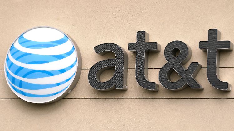 Gewinnplus wiegt Umsatzrückgang auf bei AT&T