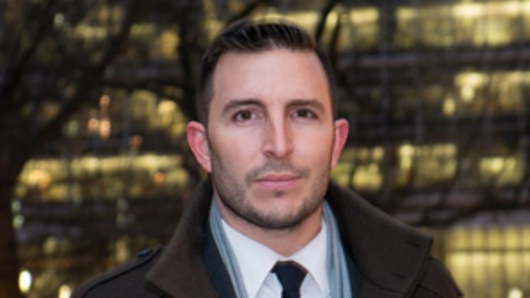 Justin Gest lehrt Politik an der George Mason University in der Nähe von Washington D.C.