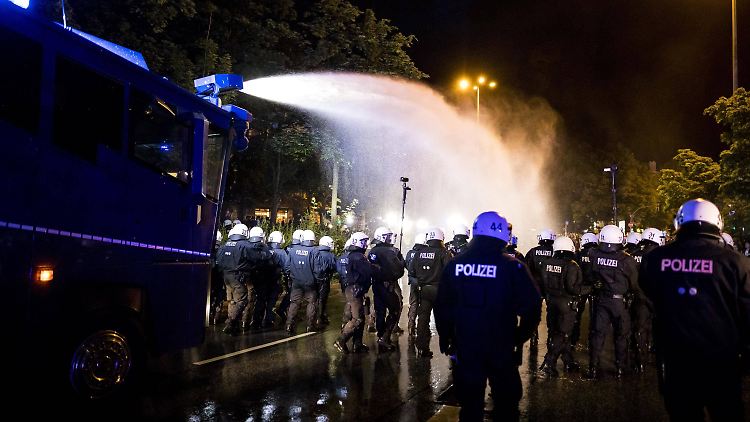 War der Einsatz der Polizei während des G20-Gipfels verhältnismäßig?