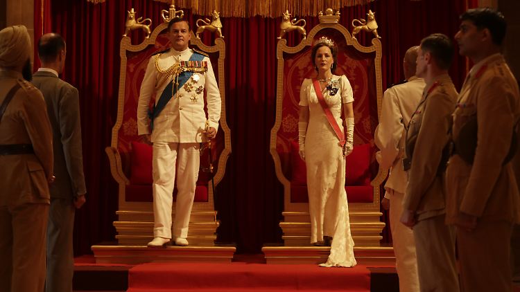 Britisch-indische Kolonialpracht: Lord und Lady Mountbatten bei Amtsantritt in Indien.