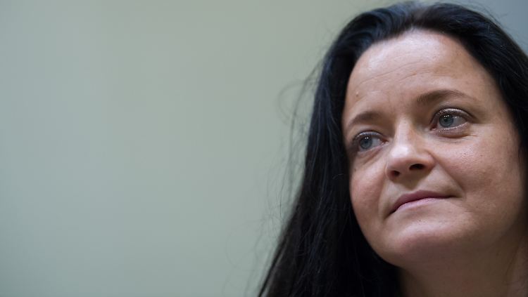 Der NSU-Prozess dauert inzwischen über vier Jahre. Beate Zschäpe ist wegen Mittäterschaft an allen Verbrechen des NSU angeklagt.