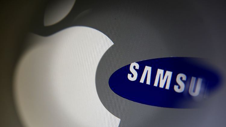 Samsung könnte erstmals seinen Erzrivalen Apple beim Gewinn überflügeln.