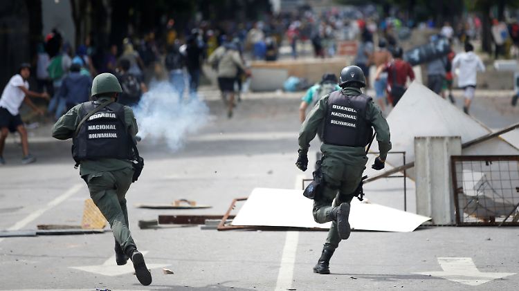 Die blutigen Proteste in Venezuela dauern bereits mehrere Monate an.