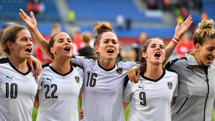 Die Österreicherinnen kommen bei der EM weiter als die DFB-Frauen - wer hätte das vorhergesagt?