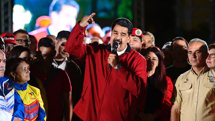 Der venezolanische Präsident Nicolás Maduro sprach nach den Wahlen vor seinen Anhängern.