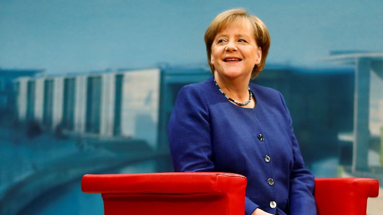 Kanzlerin Merkel hat zurzeit hervorragende Aussichten auf eine vierte Amtszeit. In den Umfragen liegt die Union bei 38 bis 40 Prozent - und damit deutlich vor der SPD.