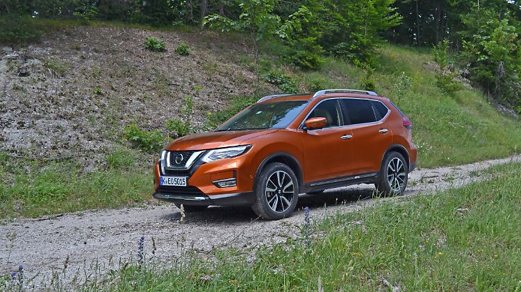 Optisch aufgefrischt wirkt der Nissan X-Trail deutlich kerniger als der Vorgänger.
