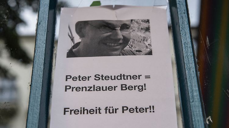 Auch in seiner Gemeinde in der Berliner Gethsemanekirche setzt man sich für Steudtner ein.
