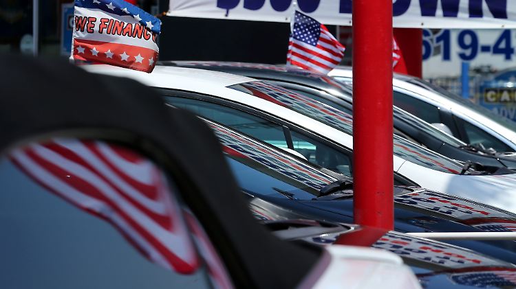 Nach sieben Jahren stetigen Wachstums herrscht nun Flaute auf dem US-Automarkt.