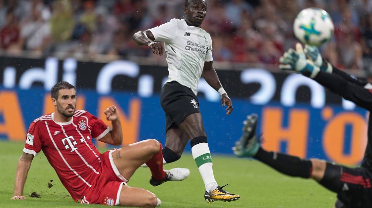 Im Spiel gegen Liverpool war der FC Bayern oft einen Schritt zu langsam.