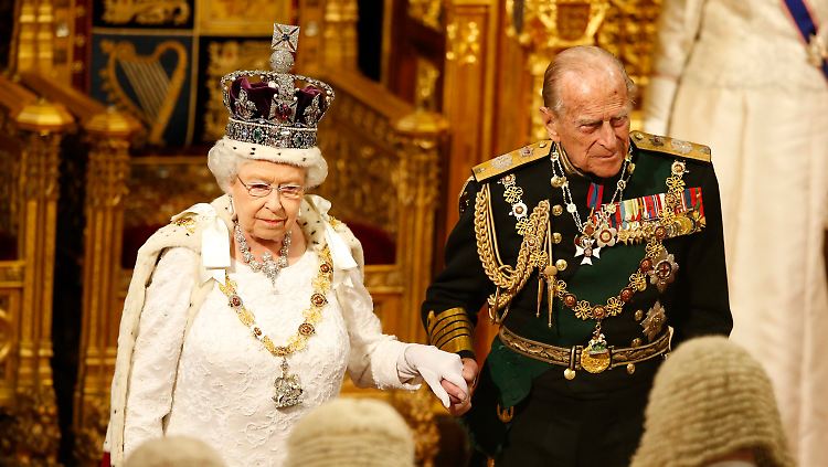 Offizielle Termine muss die Queen künftig ohne Prinz Philip an ihrer Seite bestreiten.