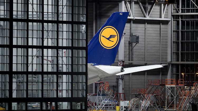 Lufthansa-Flugzeuge werden seit Juni nur noch im Ausland überholt. 