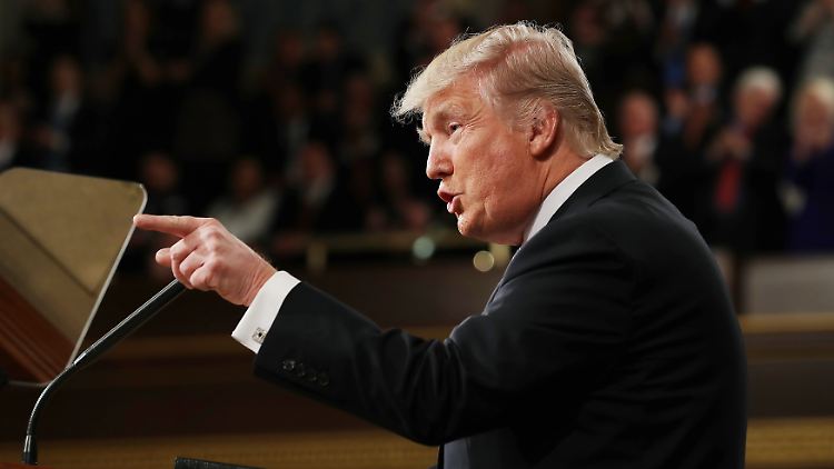Präsident Donald Trump schiebt die Verantwortung für die schlechten Beziehungen zu Russland auf den US-Kongress.