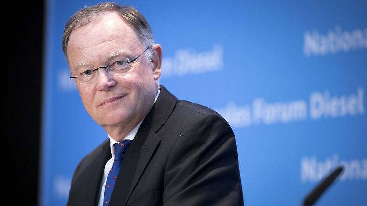 Die Zeit von Stephan Weil als niedersächsischer Ministerpräsident könnte mit dem Fraktionswechsel von Elke Twesten beendet sein.