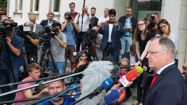 Ministerpräsident Weil hätte sich regulär im Januar einer Landtagswahl stellen müssen.