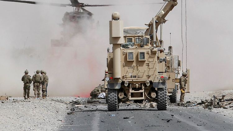 Erst vor wenigen Tagen verübten Taliban einen Selbstmordanschlag auf einen Nato-Konvoi in der Provinz Kandahar. Zwei US-Soldaten wurden getötet.
