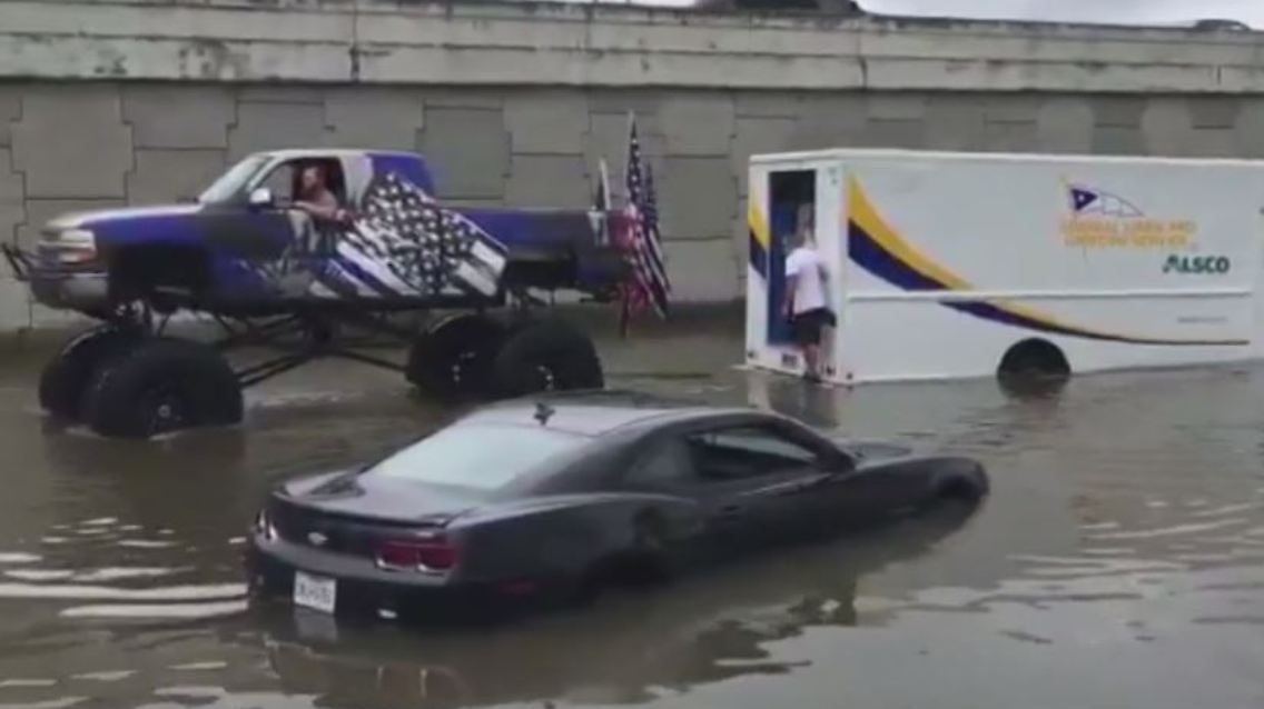 truck.JPG
