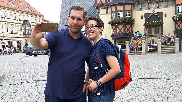 Selfie von Sitta und Köcke in Wernigerode. Die Zahl der Follower in den sozialen Medien ist bei Köcke allerdings noch überschaubar.