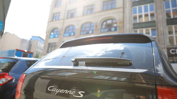Porsche muss 22.000 Diesel-Fahrzeuge seines SUVs Cayenne zurückrufen. 