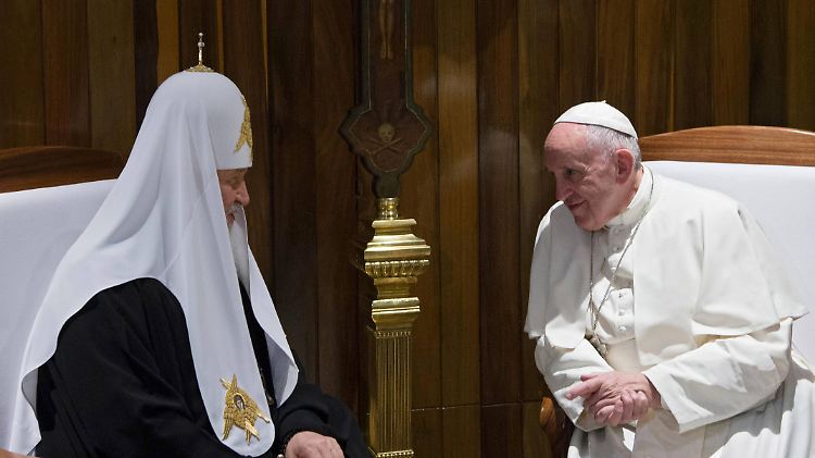 Papst Franziskus und Patriarch Kyrill bei ihrem Treffen auf Kuba.
