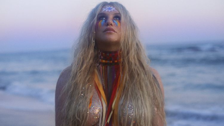 Endlich macht sie wieder mit Musik Schlagzeilen: Kesha.