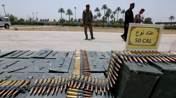 Von der irakischen Armee konfiszierte Munition von IS-Kämpfern.