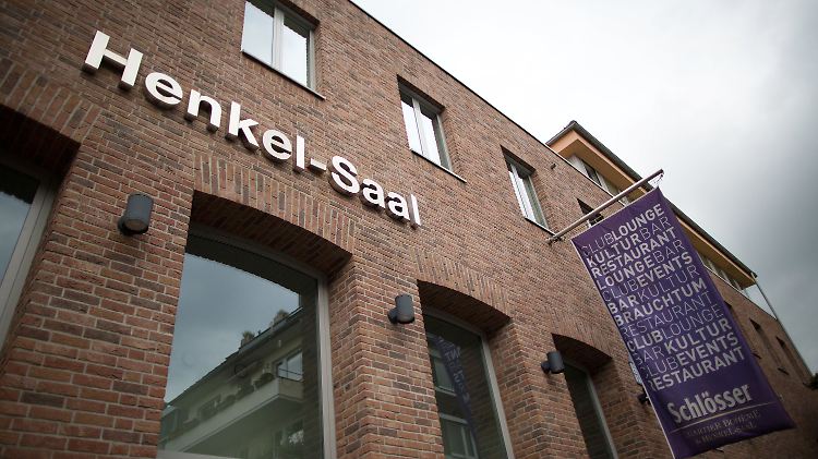 Der Betreiber des Henkel-Saals in Düsseldorf fürchtet auch um seinen Ruf.