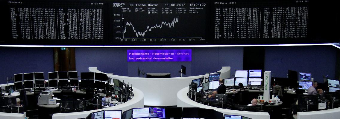 Auf Wochensicht beträgt das Minus beim Dax fast 300 Punkte.