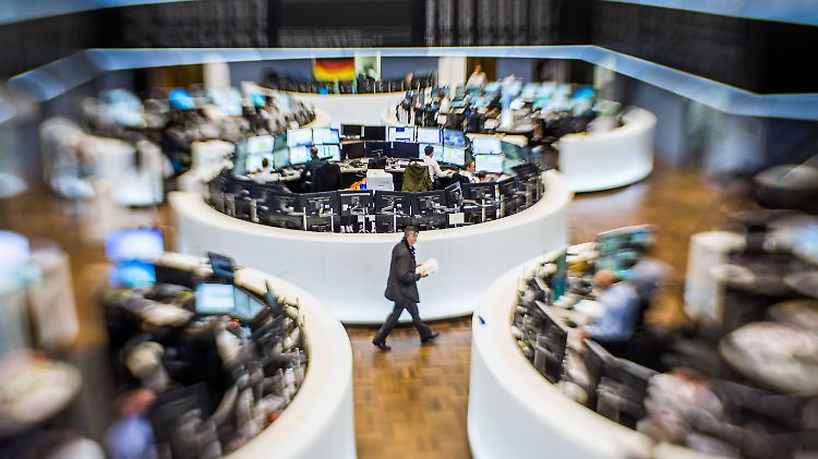 Die Dax-Konzerne steuern auf ein Rekordjahr zu.