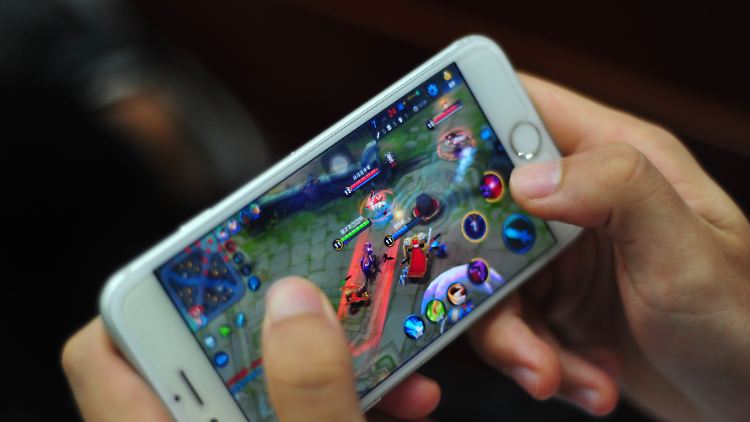Das Handy-Game "King of Glory" ist beliebt bei jung und alt - und auch bei Chinas Soldaten.