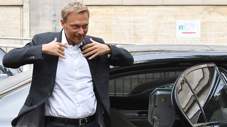 Papke kritisiert, dass Lindner die FDP so stark auf sich zugeschnitten hat.