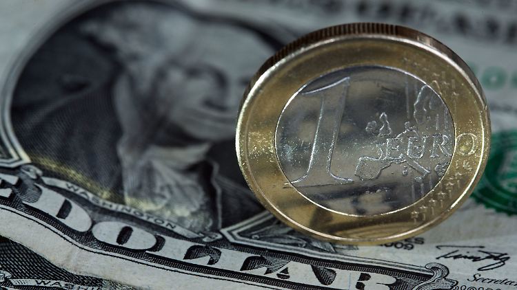 Der Euro hat zum US-Dollar zuletzt kräftig zugelegt.