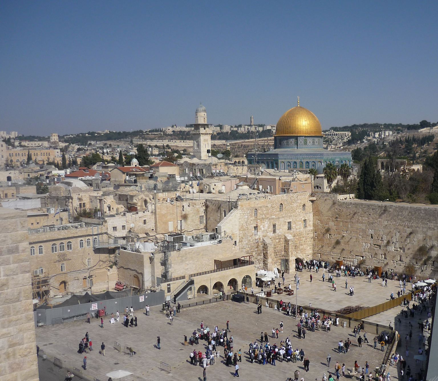 Jerusalem ist für drei Weltreligionen besonders wichtig: für das Judentum, das Christentum und den Islam.