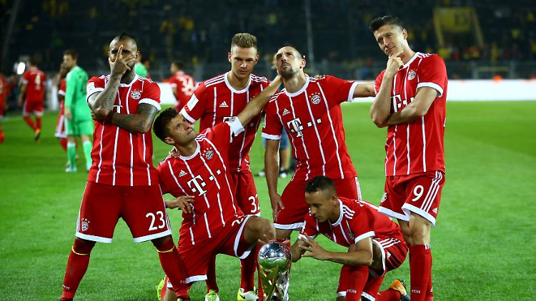 Die Schale soll es auch diesmal wieder werden für den FC Bayern.