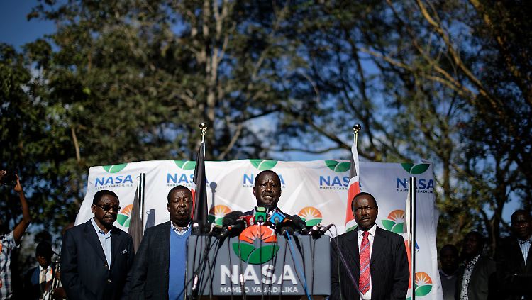 Laut offiziellem Wahlergebnis gewann Odinga rund 44 Prozent der Stimmen. 