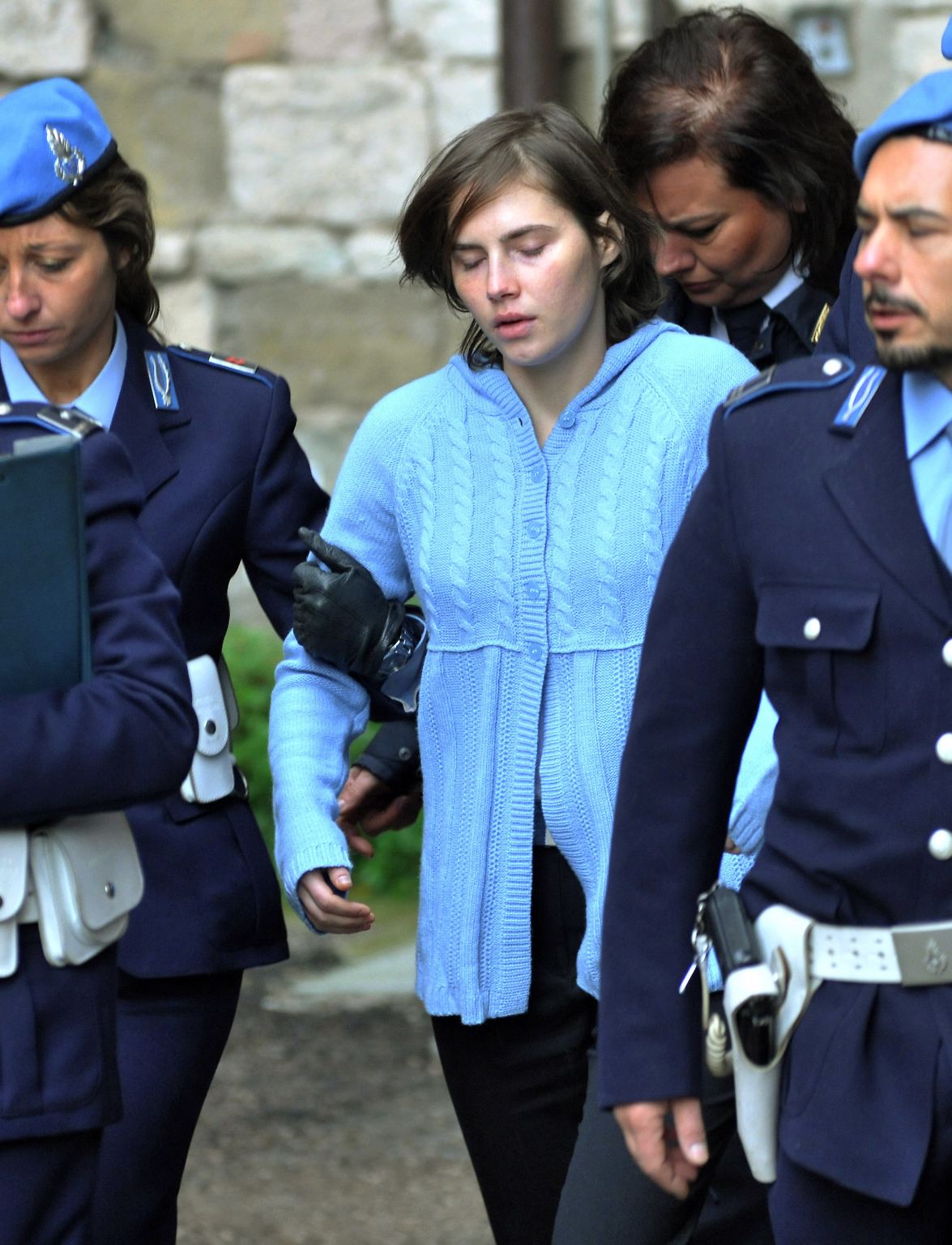 Im mittelitalienischen Perugia geht in Kürze der Berufungsprozess gegen den "Engel mit den Eisaugen", Amanda Knox, ... 