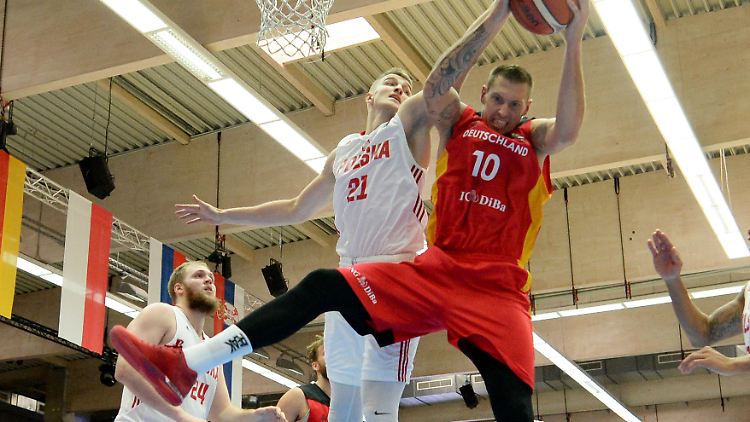 Jetzt fehlt auch noch Daniel Theis in der EM-Vorbereitung.