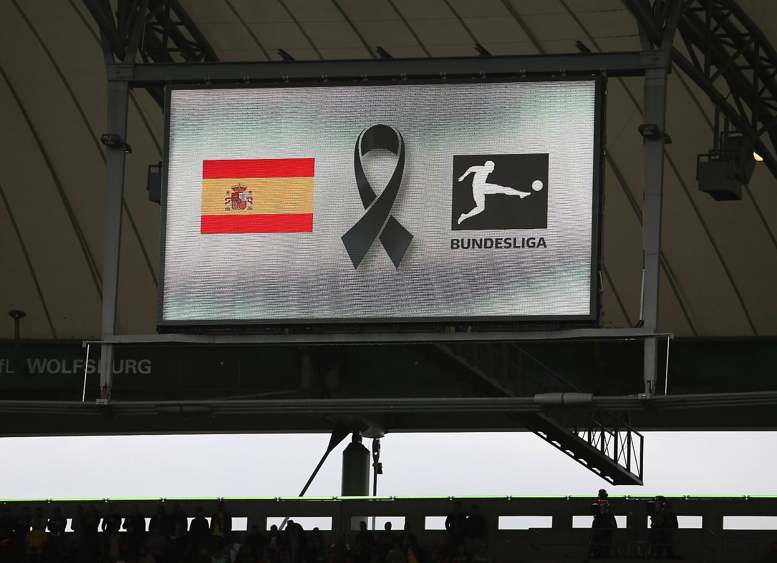 Mit einer Schweigeminute für die Terroropfer von Barcelona, ...