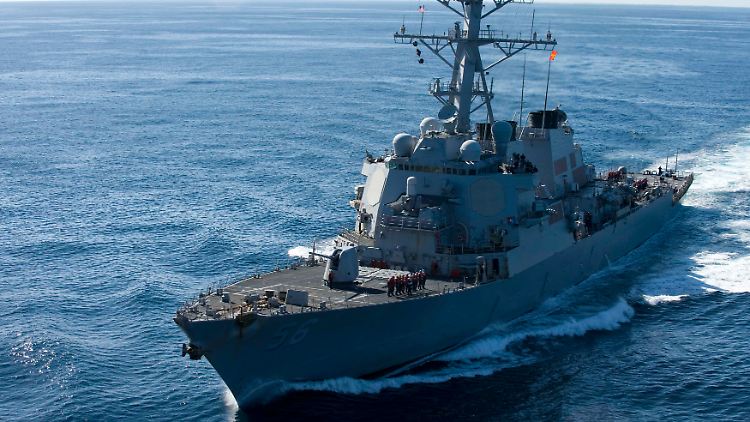 USS "John S. McCain"