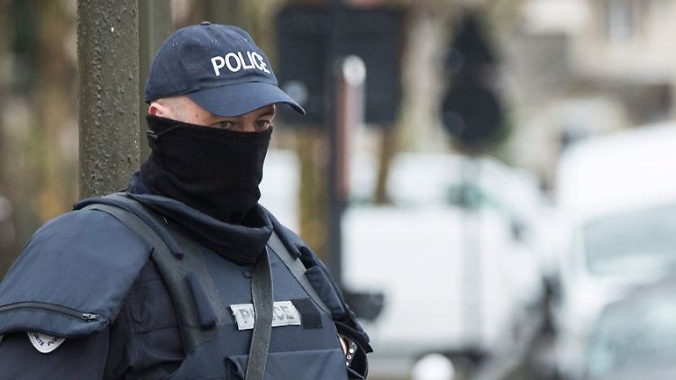 Einige der Regelungen des Ausnahmezustands werden nun dauerhaft in Gesetzesform gegossen.